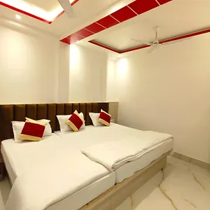 Pensión S.s, Varanasi